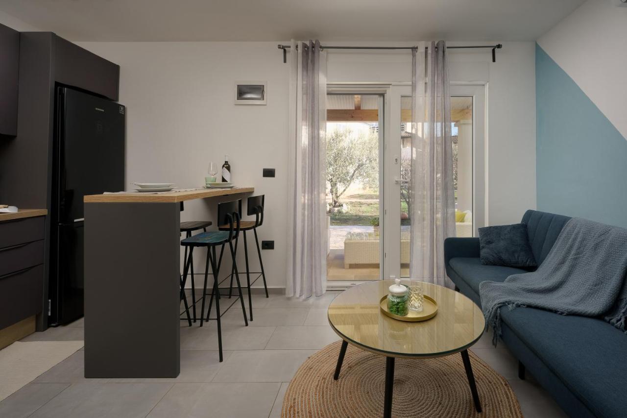 Apartments Elena Tia Медулин Экстерьер фото